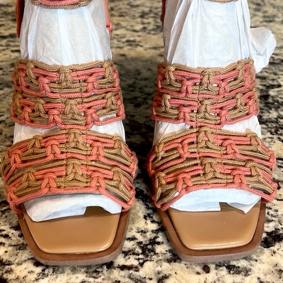 Sam Edelman Twisted Heel Macrame Sandals - Picture 4 of 13
